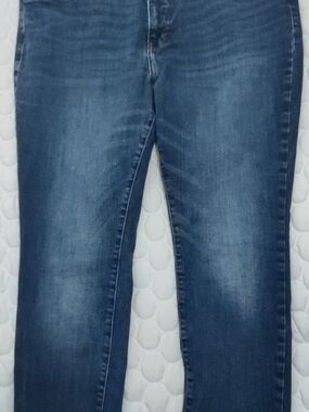 a.n.a Women's Skinny Jeans in Faded Blue